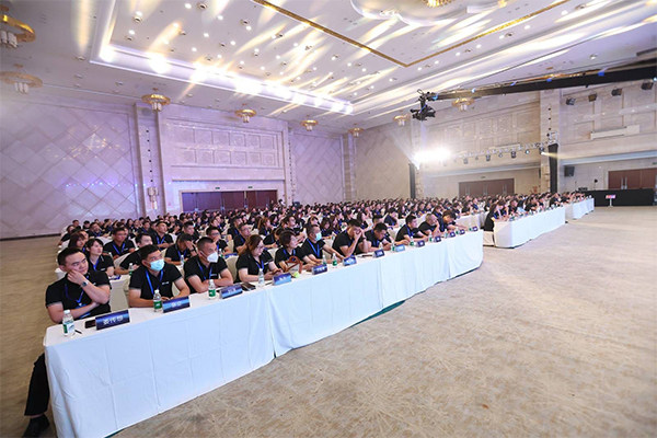 2021楚楚顶墙核心经销商峰会现场 2021楚楚顶墙核心经销商峰会现场