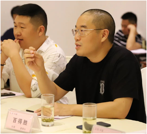 百得胜家居董事长 张健 百得胜家居董事长 张健