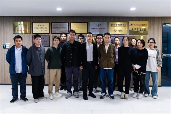 奥华9A级三面智能整装