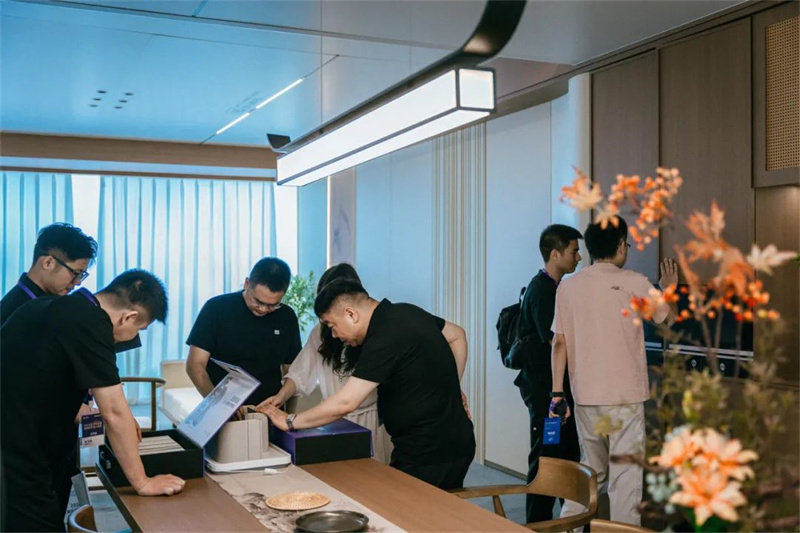 奥华共创事业合伙人模式