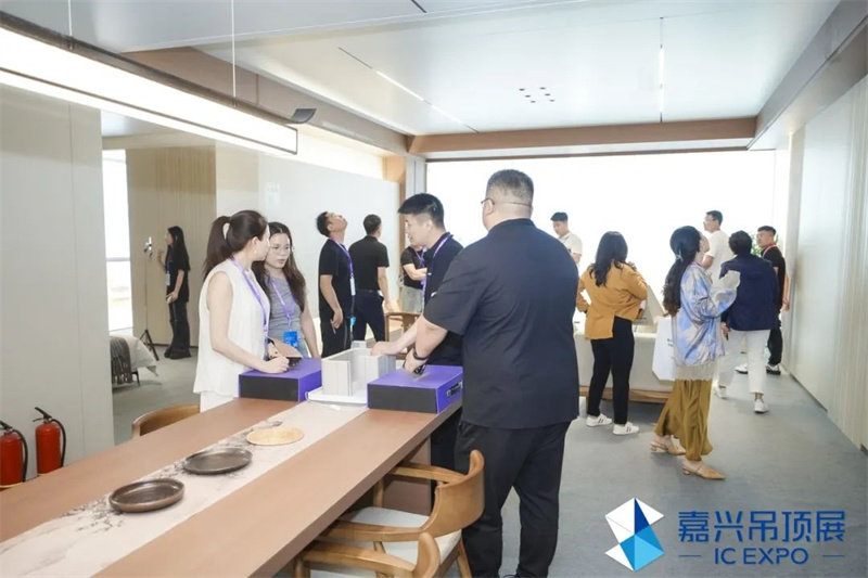 奥华共创事业合伙人模式