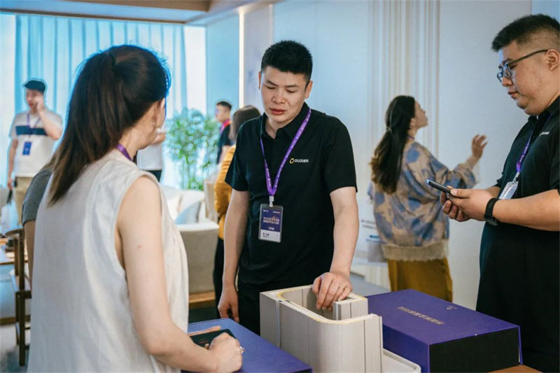 奥华共创事业合伙人模式