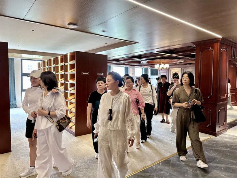  世纪豪门迎来市女企业家协会探访