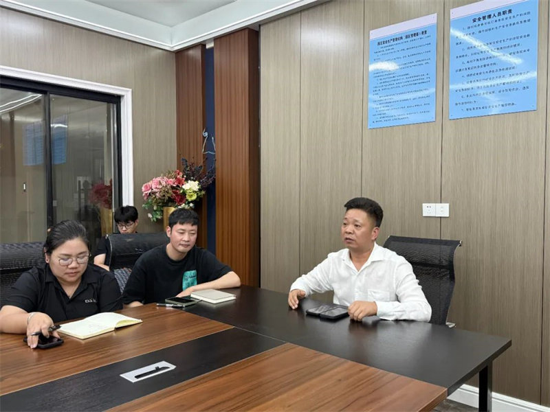 顶上生产中心半年度例会